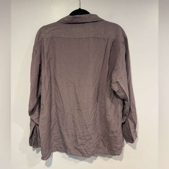 Purple Moda International 100% silk button down - Picture 3 of 3